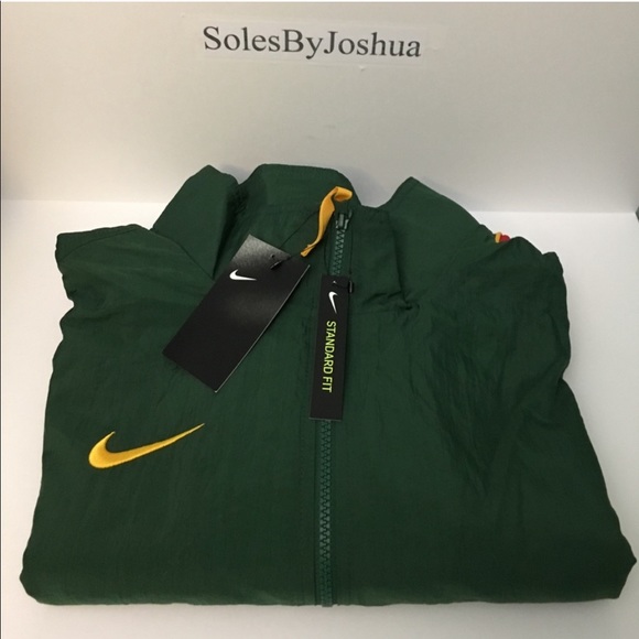 Men’s Nike Sportswear Woven Throwback Jacket - Picture 2 of 5